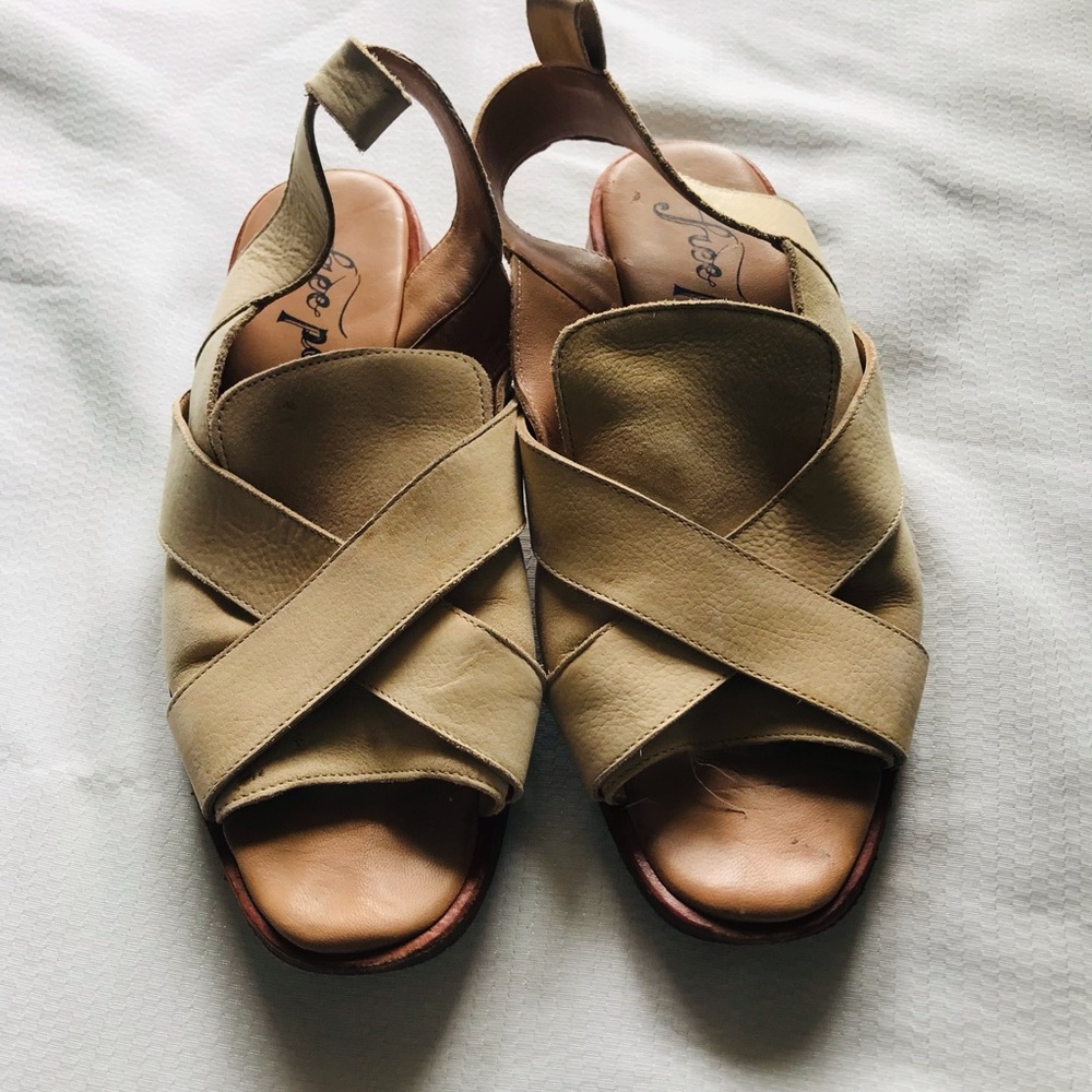 Free‎ people Women's Tan Sandals